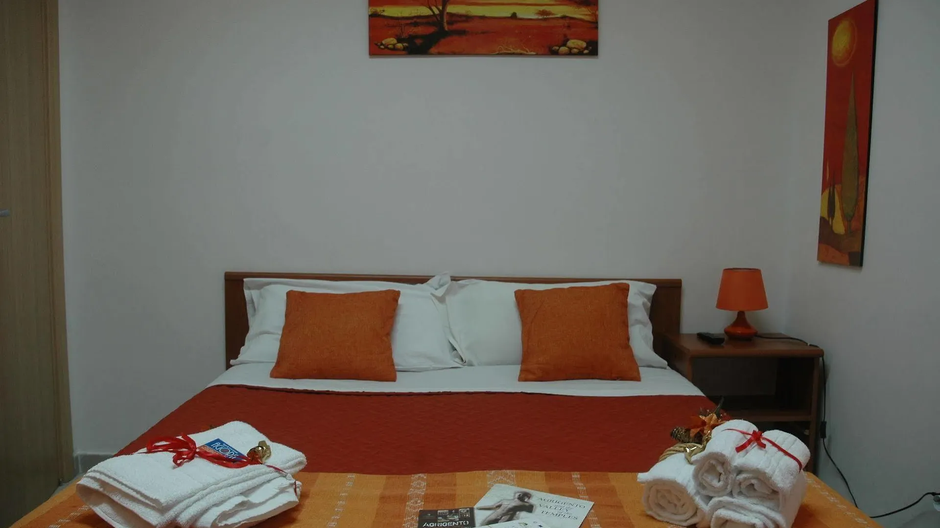 B&B Agora A 2 Minuti Dalla Valle Dei Templi E 5 Minuti Dal Mare Agrigento